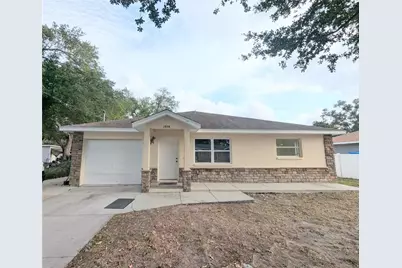 1808 36th Avenue E, Bradenton, FL 34208 - Photo 1