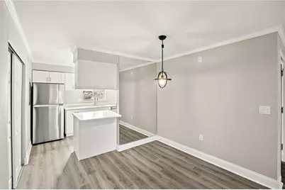 2717 Hidden Lake Boulevard #B, Sarasota, FL 34237 - Photo 3
