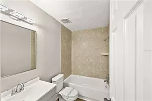 2717 Hidden Lake Blvd, Sarasota, FL 34237 - Photo 19
