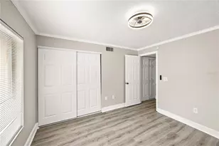 2717 Hidden Lake Blvd, Sarasota, FL 34237 - Photo 11