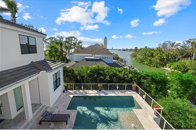 1525 Mallard Lane, Sarasota, FL 34239 - Photo 57