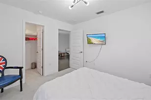2587 Temple St, Sarasota, FL 34239 - Photo 19
