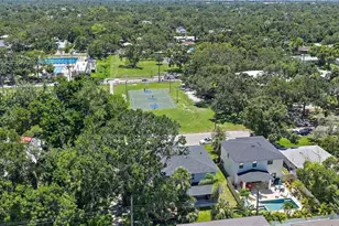 2587 Temple St, Sarasota, FL 34239 - Photo 3