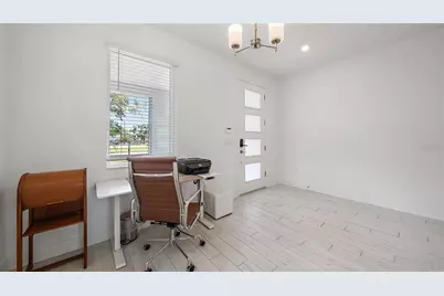 2587 Temple Street, Sarasota, FL 34239 - Photo 9