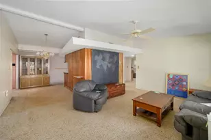2742 S East Ave, Sarasota, FL 34239 - Photo 9