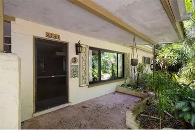 2742 S East Avenue, Sarasota, FL 34239 - Photo 5