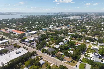 2742 S East Avenue, Sarasota, FL 34239 - Photo 55
