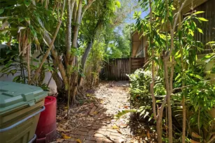 2742 S East Ave, Sarasota, FL 34239 - Photo 39