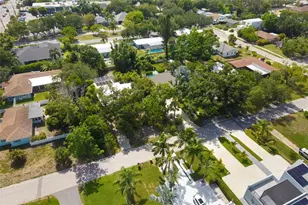 2742 S East Ave, Sarasota, FL 34239 - Photo 45