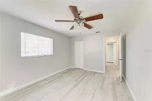 140 Circlewood Dr, Venice, FL 34293 - Photo 21