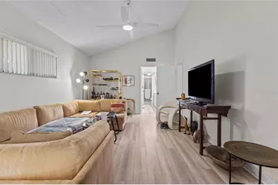 1623 Pelican Cove Road #122, Sarasota, FL 34231 - Photo 21