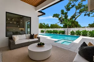 2121 Clematis Ct, Sarasota, FL 34239 - Photo 53