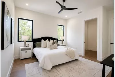 2121 Clematis Court, Sarasota, FL 34239 - Photo 39