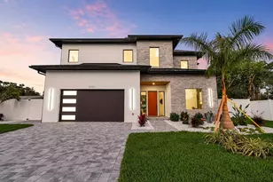 2121 Clematis Ct, Sarasota, FL 34239 - Photo 59