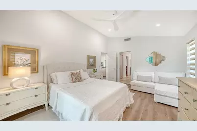 6988 Country Lakes Circle, Sarasota, FL 34243 - Photo 25