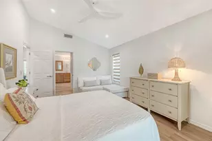 6988 Country Lakes Cir, Sarasota, FL 34243 - Photo 23