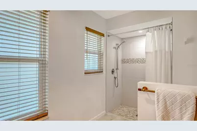 6988 Country Lakes Circle, Sarasota, FL 34243 - Photo 25