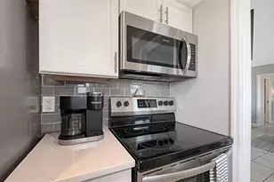 1255 Tarpon Center Dr, Venice, FL 34285 - Photo 23