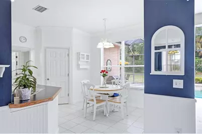 6269 Donnington Court, Sarasota, FL 34238 - Photo 13