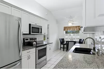 2404 50th Drive E, Bradenton, FL 34203 - Photo 17