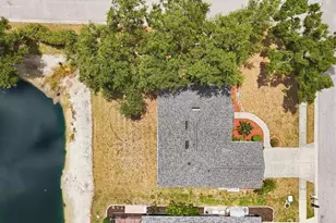 2404 50th Dr E, Bradenton, FL 34203 - Photo 37