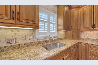 3040 Gulf Of Mexico Drive #3, Longboat Key, FL 34228 - Photo 29