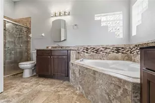 5104 52nd Ave W, Bradenton, FL 34210 - Photo 25