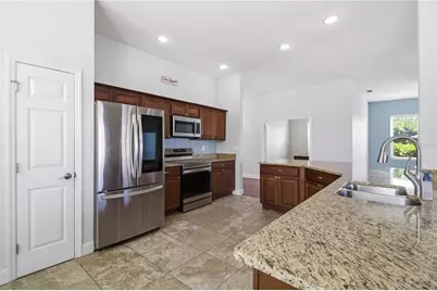5104 52nd Avenue W, Bradenton, FL 34210 - Photo 7