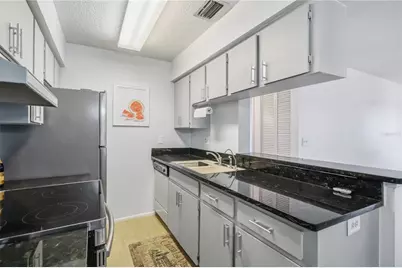 2715 72nd Street Court W, Bradenton, FL 34209 - Photo 11