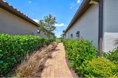3114 Tolmino Court, Bradenton, FL 34211 - Photo 3
