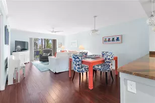 9320 Clubside Cir, Sarasota, FL 34238 - Photo 11