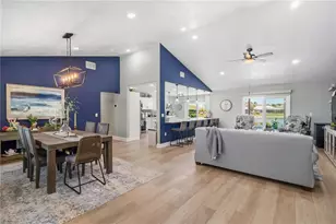 8712 53rd Ave W, Bradenton, FL 34210 - Photo 11