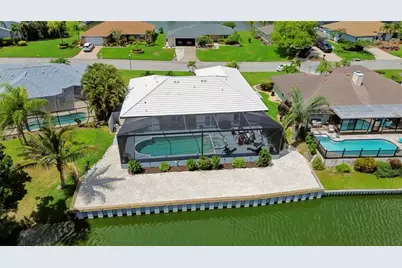 8712 53rd Avenue W, Bradenton, FL 34210 - Photo 65