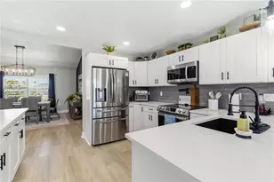 8712 53rd Ave W, Bradenton, FL 34210 - Photo 21