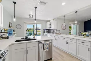 8712 53rd Ave W, Bradenton, FL 34210 - Photo 19
