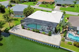 8712 53rd Ave W, Bradenton, FL 34210 - Photo 5