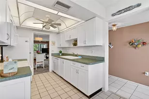 505 30th Ave W, Bradenton, FL 34205 - Photo 11