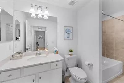 18114 Gawthrop Drive #304, Bradenton, FL 34211 - Photo 9