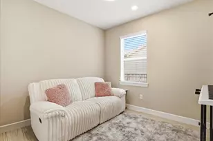 11717 Golden Bay Pl, Lakewood Ranch, FL 34211 - Photo 27