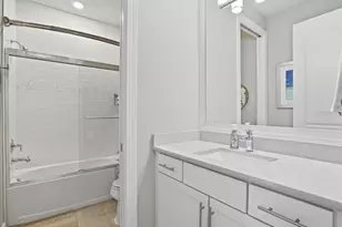 11717 Golden Bay Pl, Lakewood Ranch, FL 34211 - Photo 25