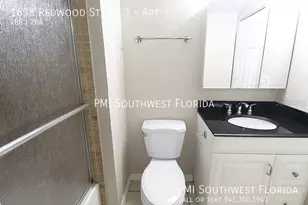 1638 Redwood St, Sarasota, FL 34231 - Photo 9