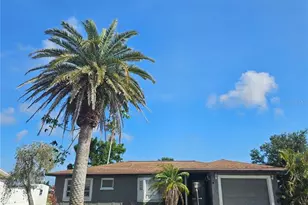 11 Golfview Rd, Rotonda West, FL 33947 - Photo 1