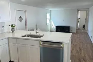 105 Del Rio Dr, Palmetto, FL 34221 - Photo 5