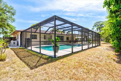 6533 Bowline Drive, Sarasota, FL 34231 - Photo 55