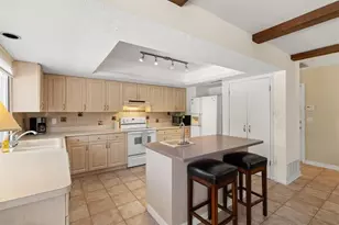 6533 Bowline Dr, Sarasota, FL 34231 - Photo 17