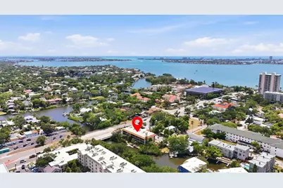 1650 Pine Tree Lane #103, Sarasota, FL 34236 - Photo 5