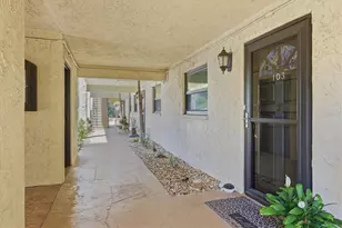 1650 Pine Tree Ln, Sarasota, FL 34236 - Photo 7