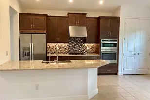 10705 Fieldstone Dr, Palmetto, FL 34221 - Photo 5