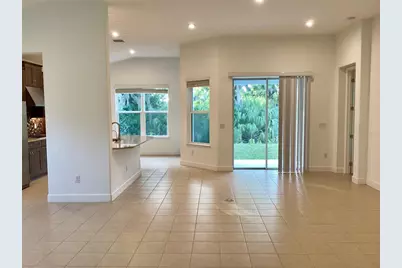 10705 Fieldstone Drive, Palmetto, FL 34221 - Photo 3