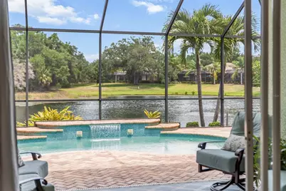 12037 Thornhill Court, Lakewood Ranch, FL 34202 - Photo 17